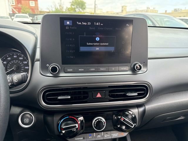 Used 2023 Hyundai Kona SEL image 24