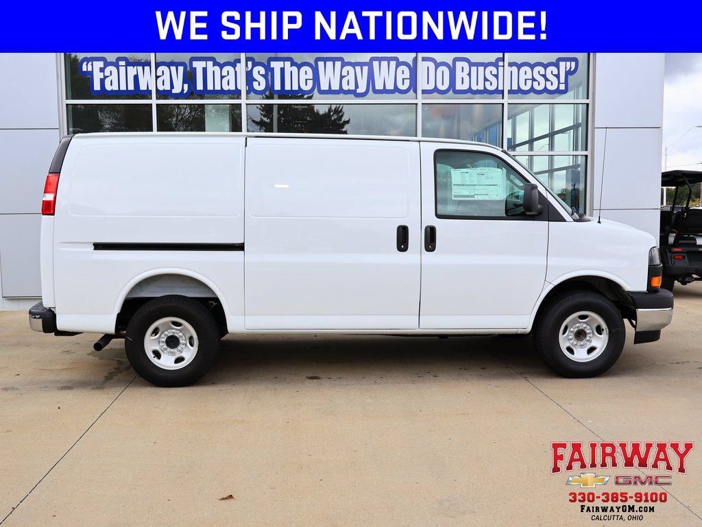 New 2025 GMC Savana 2500 w/ Enhanced Convenience Package RWD image 1