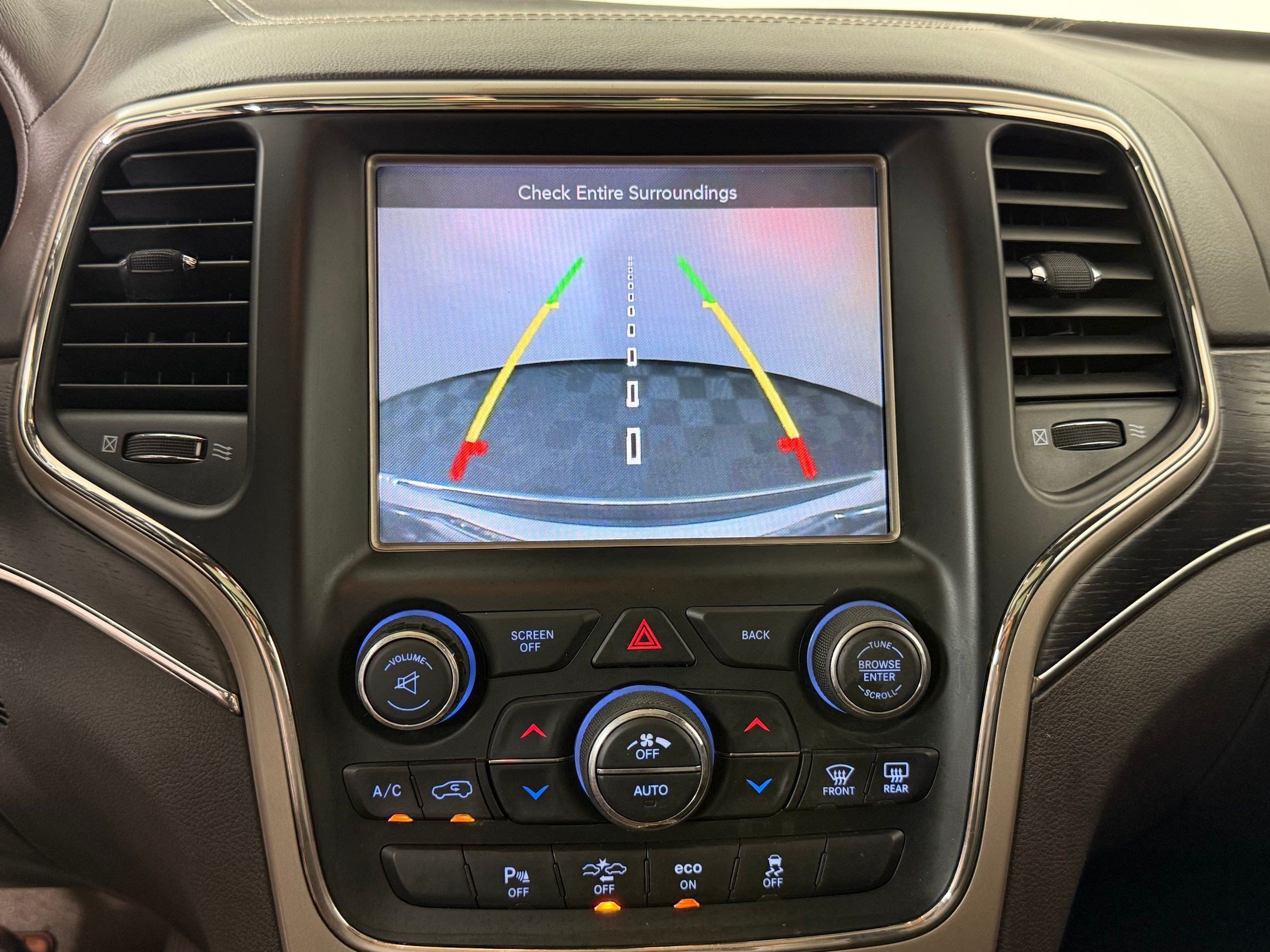 Used 2014 Jeep Grand Cherokee Summit RWD image 24