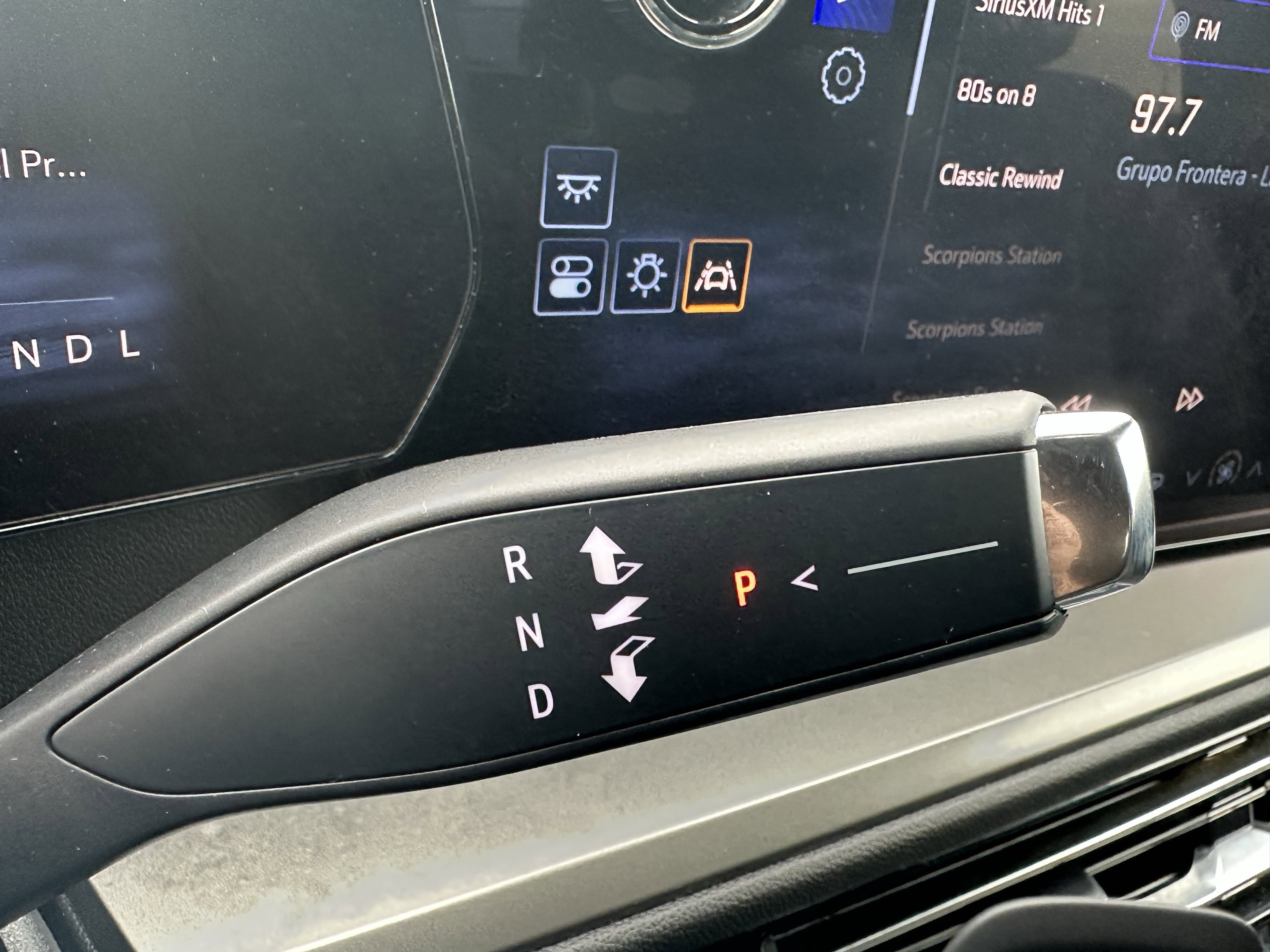 Certified 2025 Chevrolet Traverse LT image 29