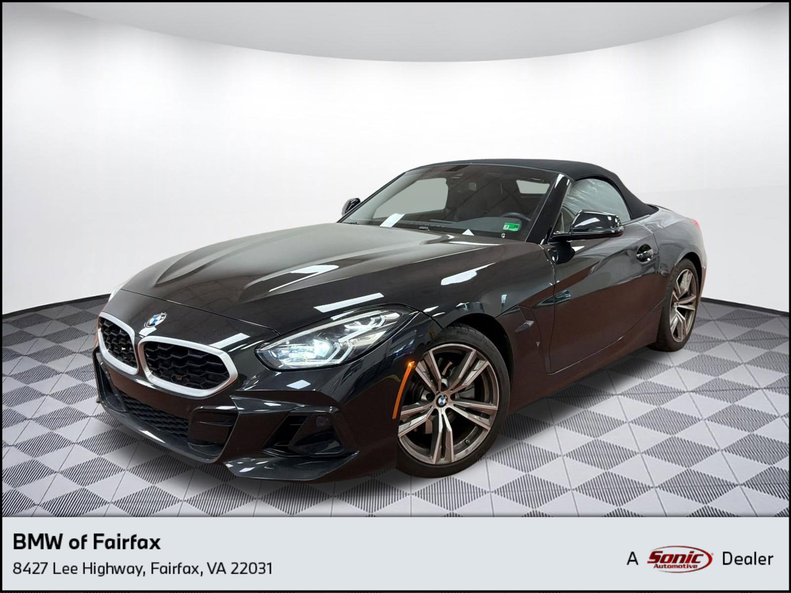 Certified 2023 BMW Z4 sDrive30i w/ Convenience Package image 1
