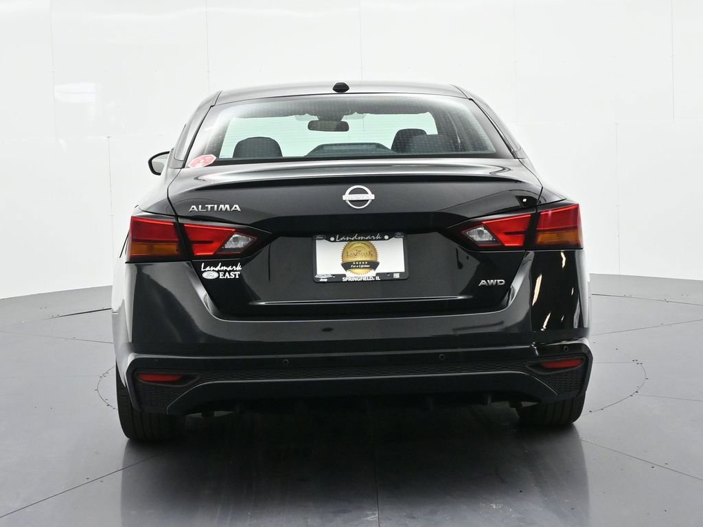 Used 2025 Nissan Altima 2.5 SV image 7