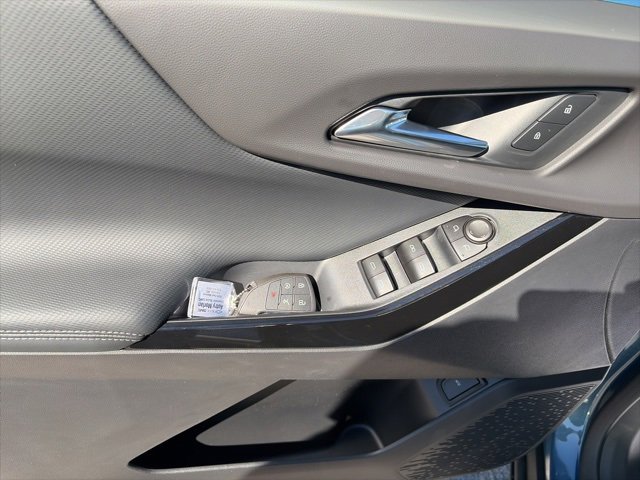 New 2026 Chevrolet Equinox LT w/ Convenience Package II image 17