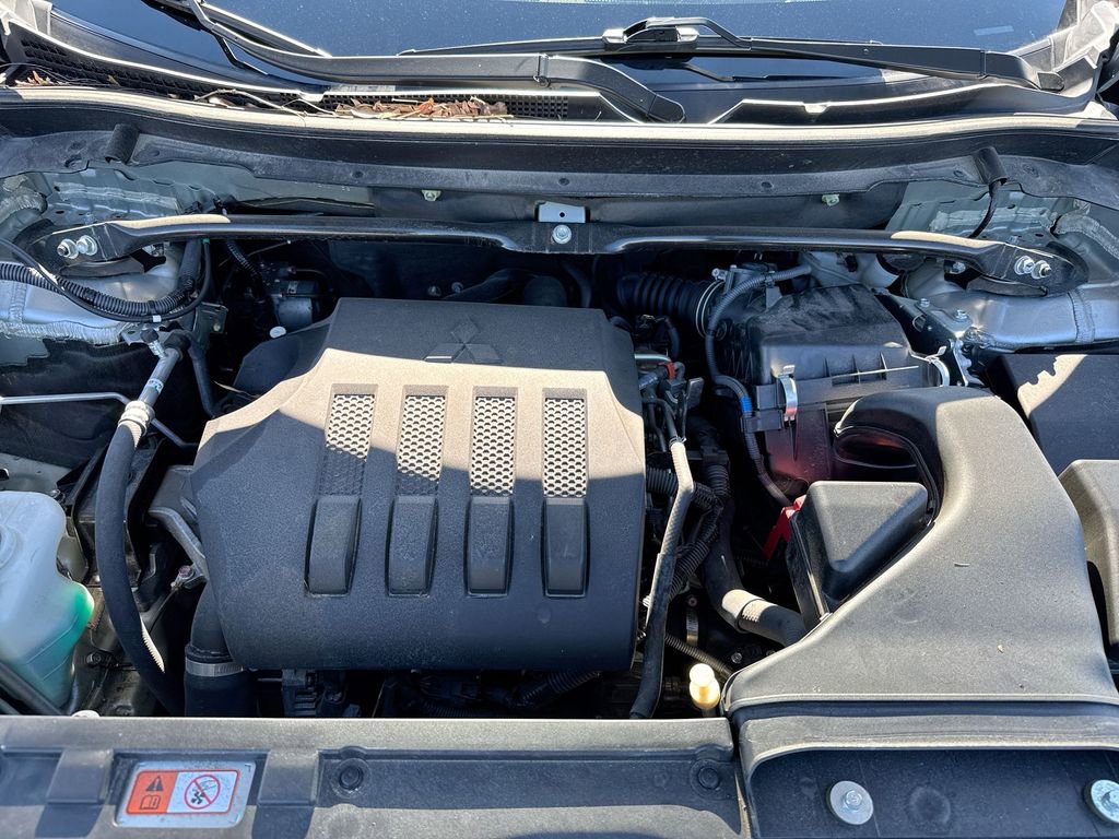 Used 2024 Mitsubishi Eclipse Cross LE image 24
