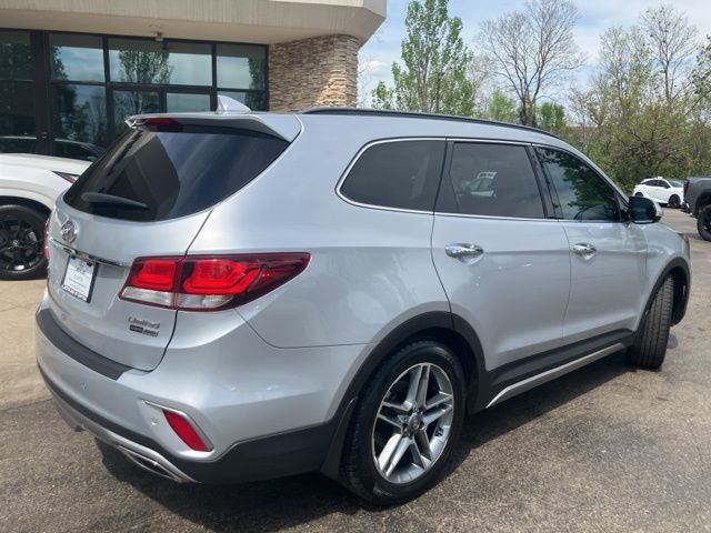 Used 2018 Hyundai Santa Fe Limited image 3