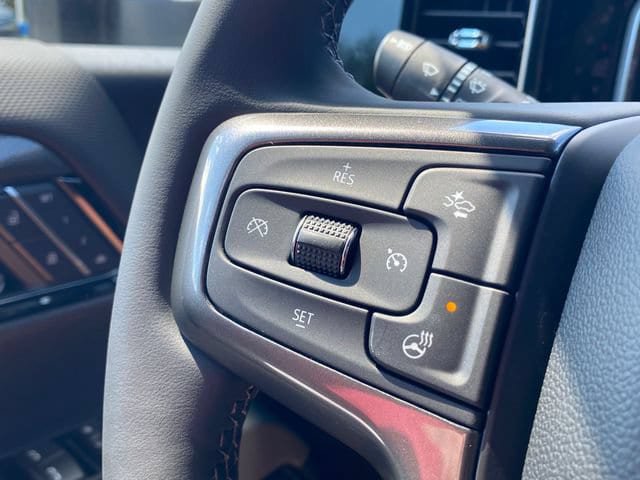 New 2026 Chevrolet Silverado 2500 ZR2 w/ LPO, Dark Essentials Package AWD/4WD image 31