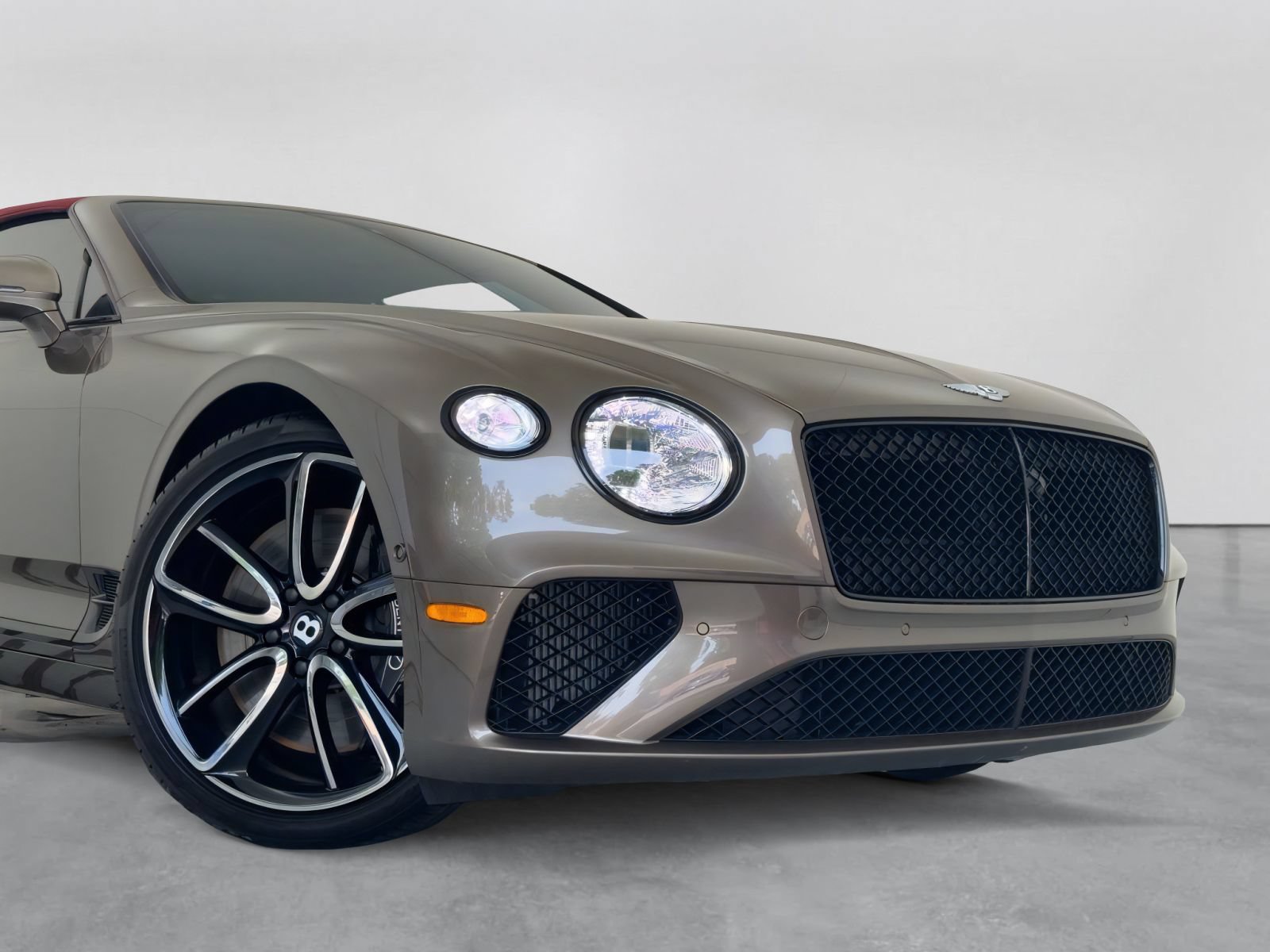 Used 2024 Bentley Continental GT AWD/4WD image 10