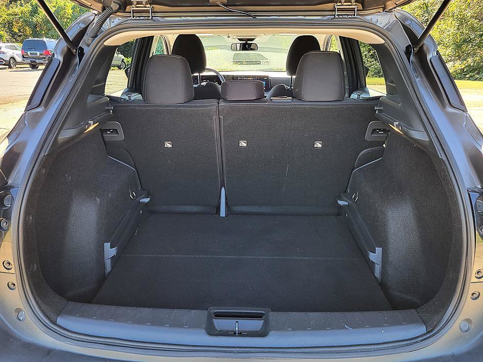 Certified 2025 Nissan Kicks SV w/ Charging Package FWD image 14