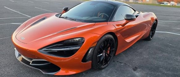 Used 2018 McLaren 720S image 8