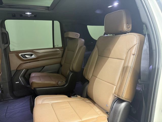 Used 2024 Chevrolet Suburban High Country image 27