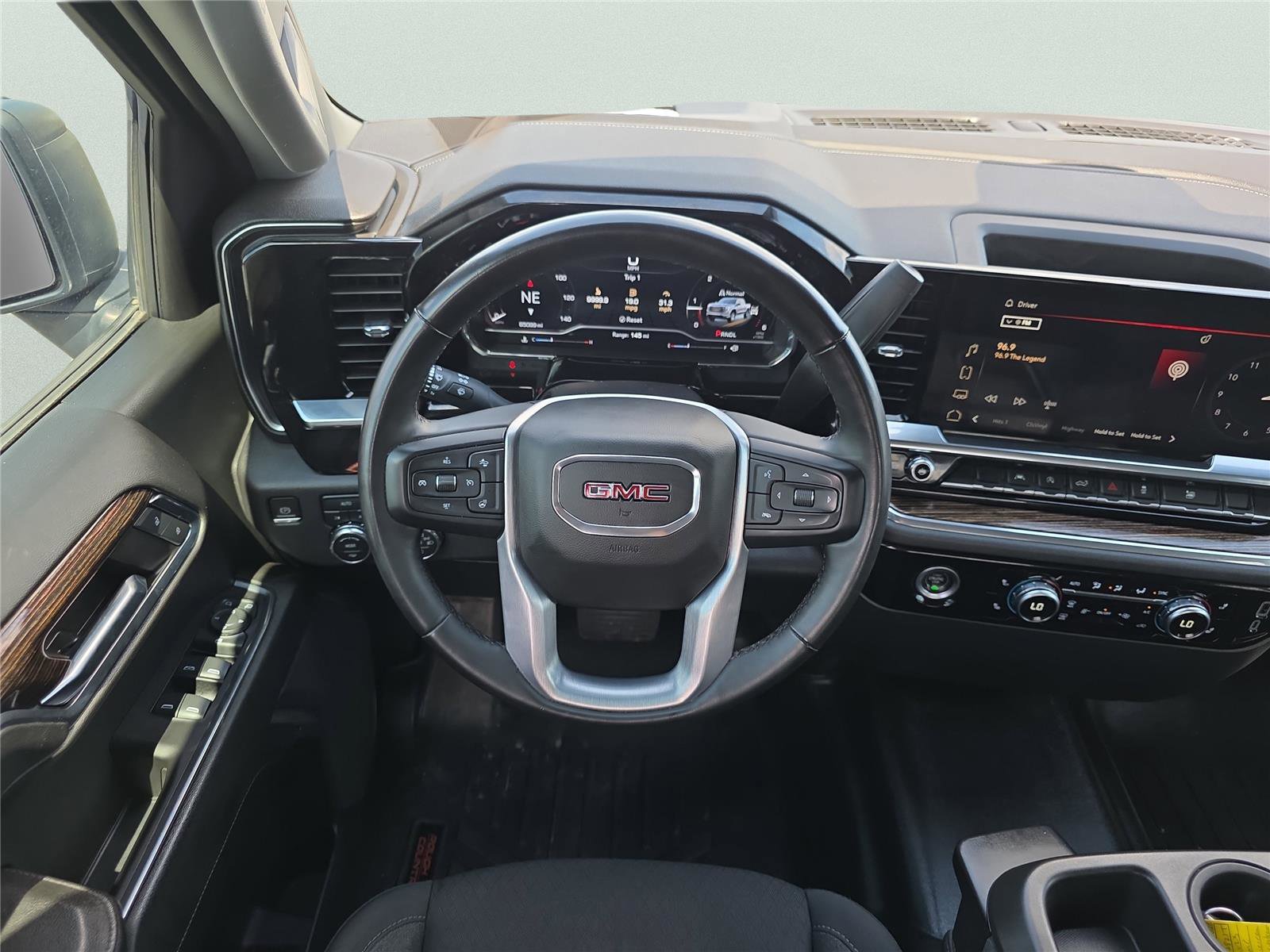 Used 2023 GMC Sierra 1500 Elevation AWD/4WD image 14