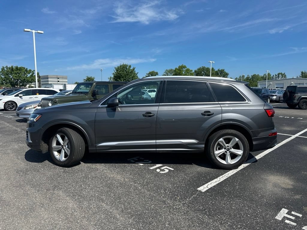 Used 2023 Audi Q7 2.0T Premium Plus w/ Premium Plus Package AWD/4WD image 8