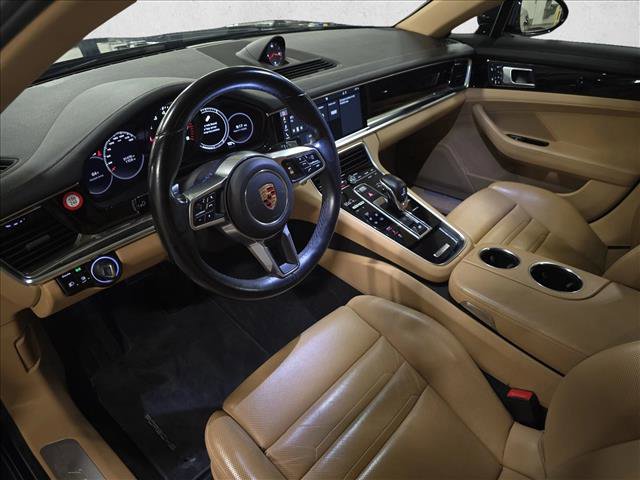 Used 2018 Porsche Panamera 4 image 17