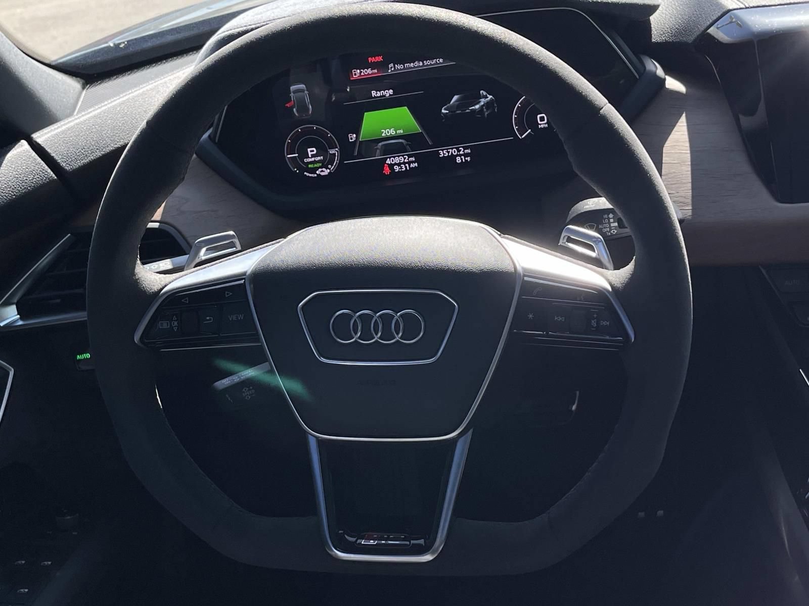 Used 2022 Audi RS e-tron GT AWD/4WD image 8