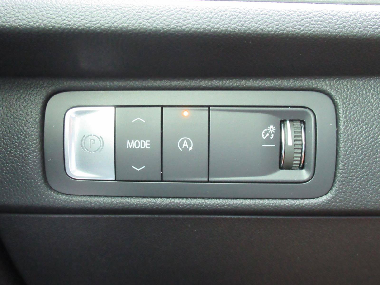 Used 2024 Chevrolet Traverse LT w/ Enhanced Driving Package FWD image 23