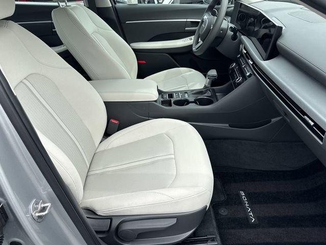 Certified 2025 Hyundai Sonata SE image 13