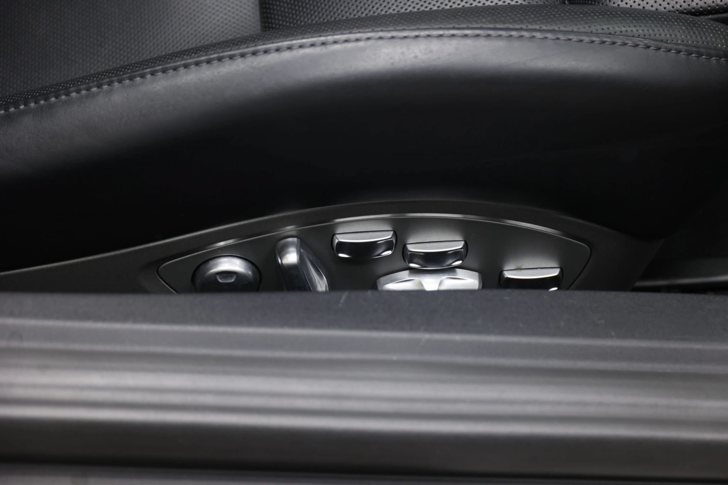 Used 2019 Porsche 718 Boxster GTS RWD image 76