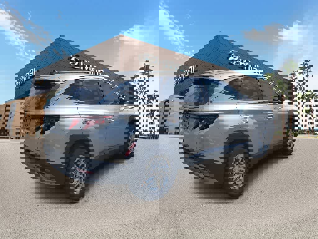 New 2026 Hyundai Tucson SE image 3