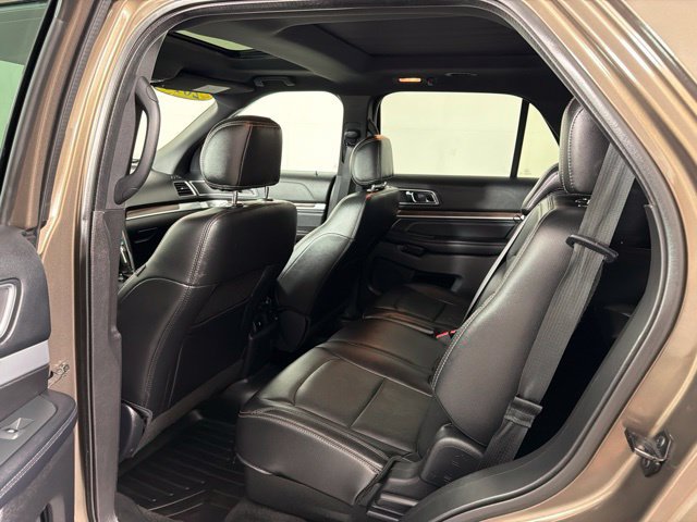 Used 2016 Ford Explorer Limited AWD/4WD image 19