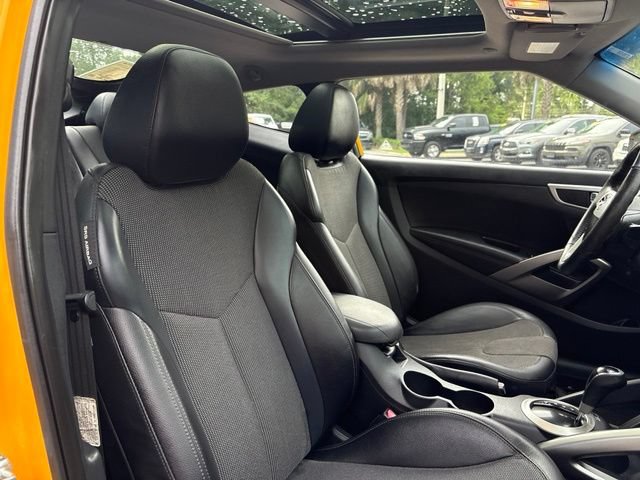Used 2012 Hyundai Veloster w/ Style Pkg FWD image 27