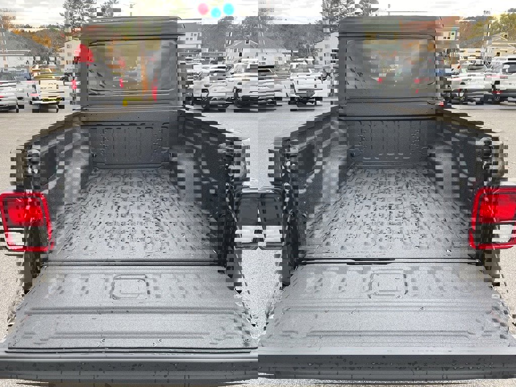 New 2026 Jeep Gladiator Sport image 14