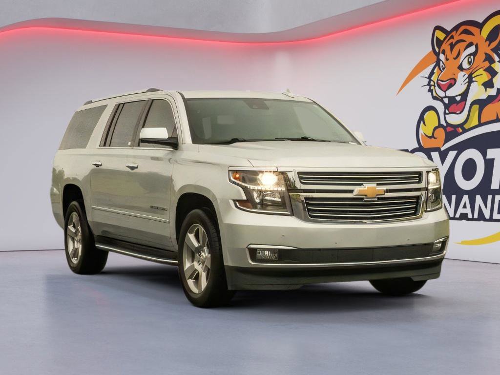 Used 2020 Chevrolet Suburban Premier RWD image 3