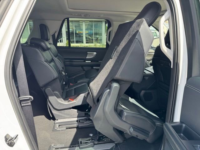 Certified 2025 Ford Expedition Max Platinum AWD/4WD image 34