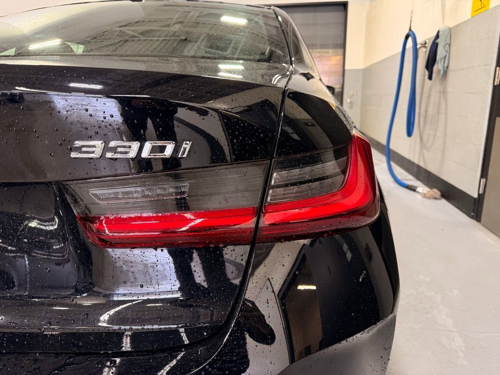 Used 2023 BMW 330i xDrive 330i xDrive image 3