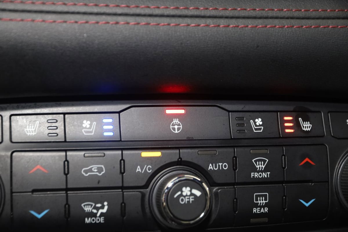 Used 2022 Dodge Durango R/T AWD/4WD image 8