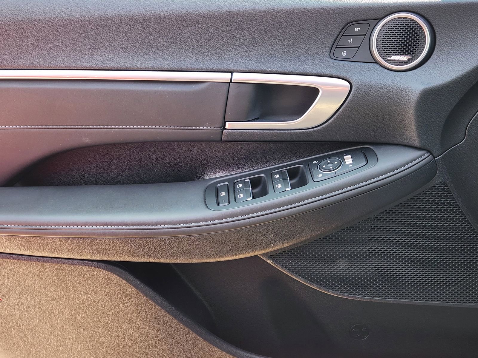 Used 2021 Hyundai Sonata Limited image 26