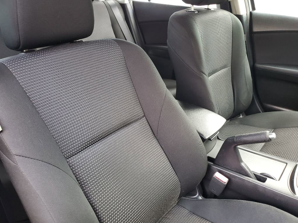 Used 2013 MAZDA MAZDA3 i Touring FWD image 40