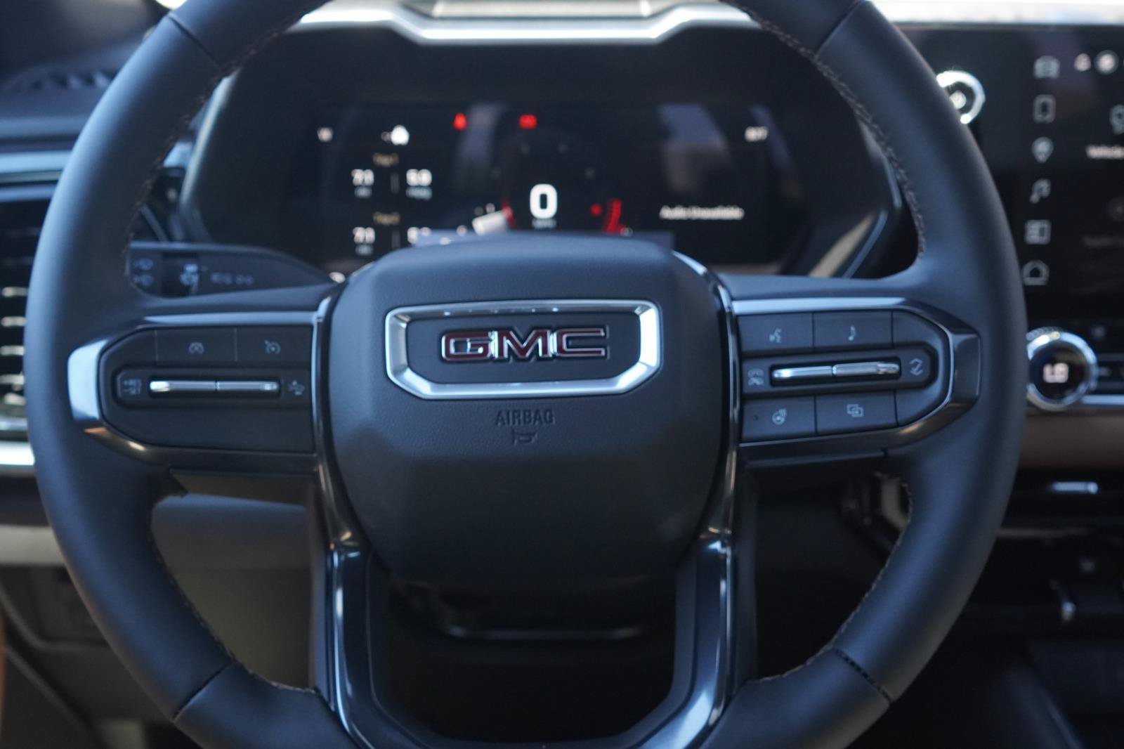 New 2026 GMC Canyon AT4 w/ Technology Plus Package AWD/4WD image 15