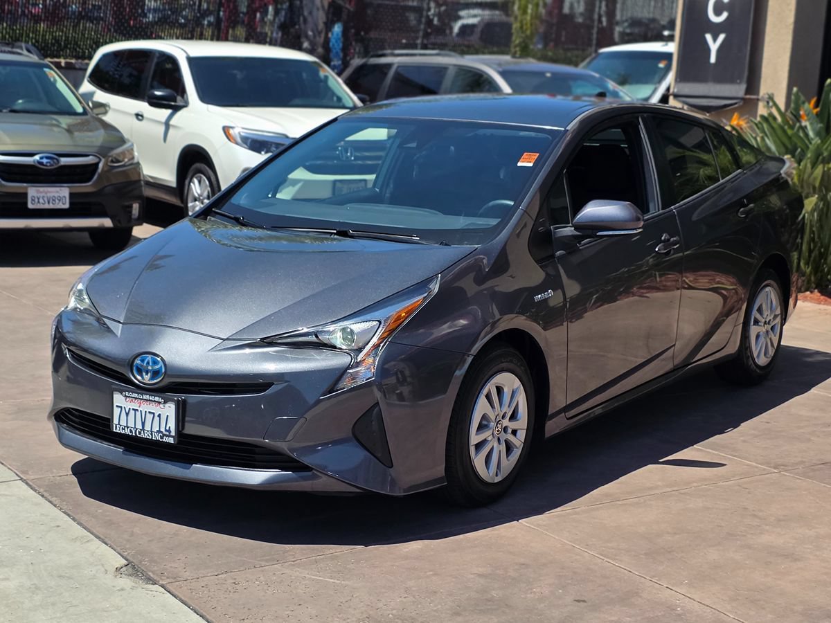 Used 2017 Toyota Prius One FWD image 5
