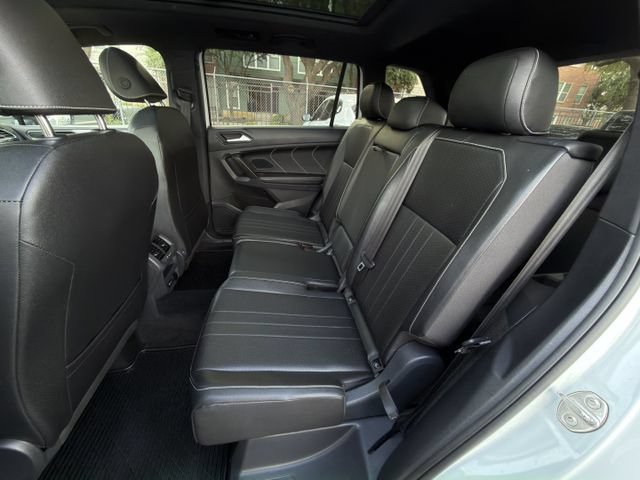 Used 2024 Volkswagen Tiguan SE R-Line FWD image 25