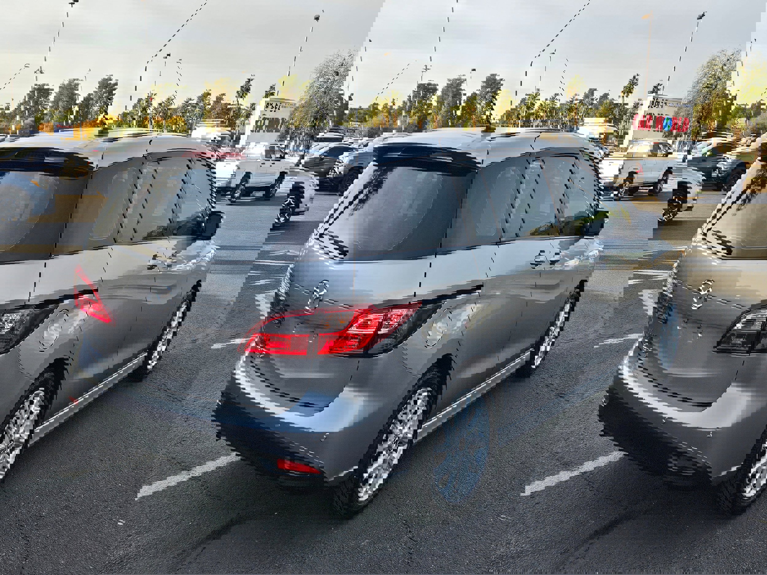 Used 2013 MAZDA MAZDA5 Grand Touring image 5