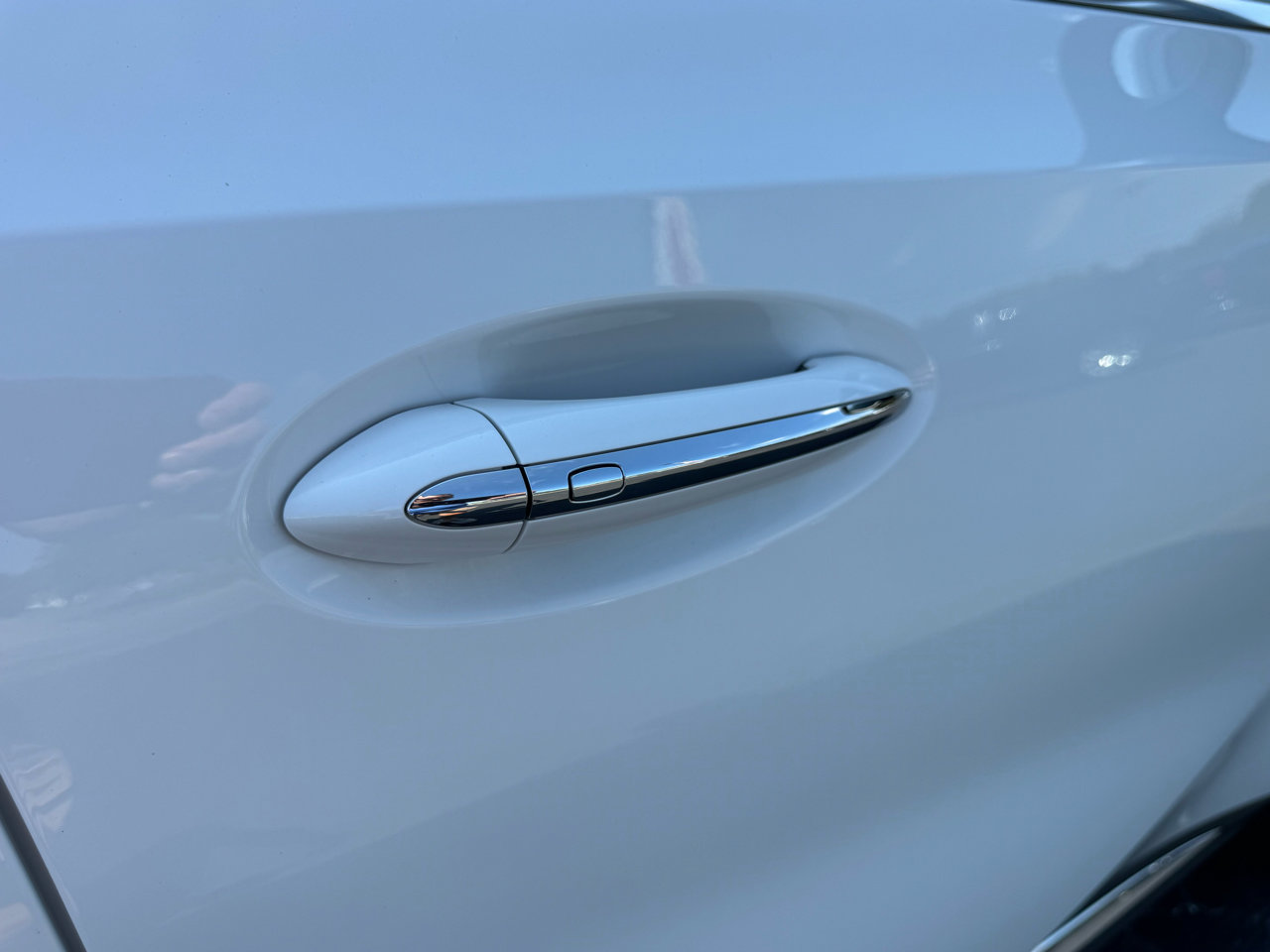 Used 2023 Buick Envision Preferred image 11