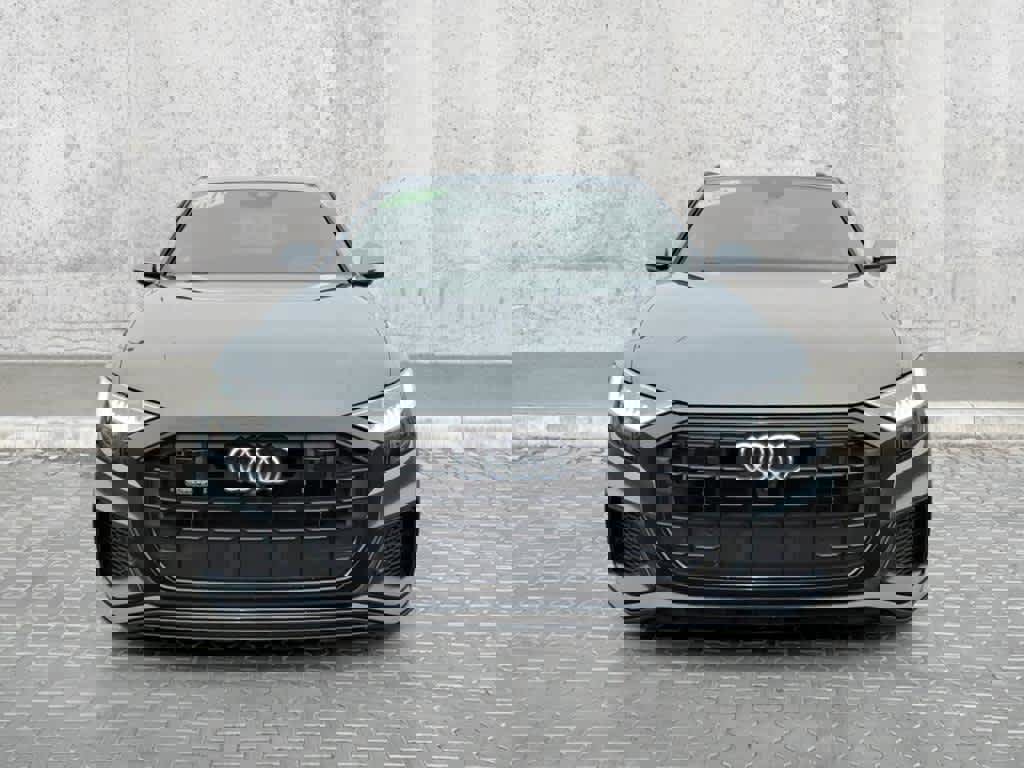 Used 2019 Audi Q8 Prestige w/ Year 1 Package image 3