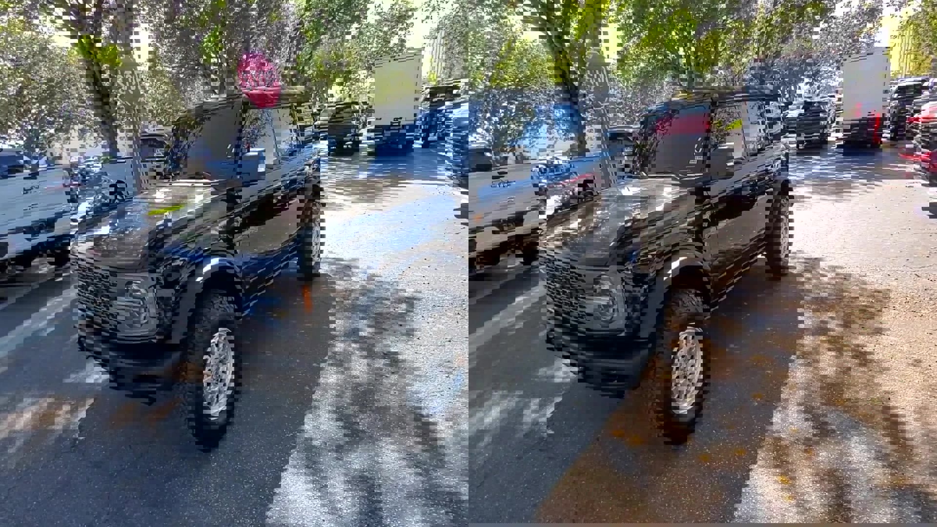 Used 2022 Ford Bronco Badlands image 38