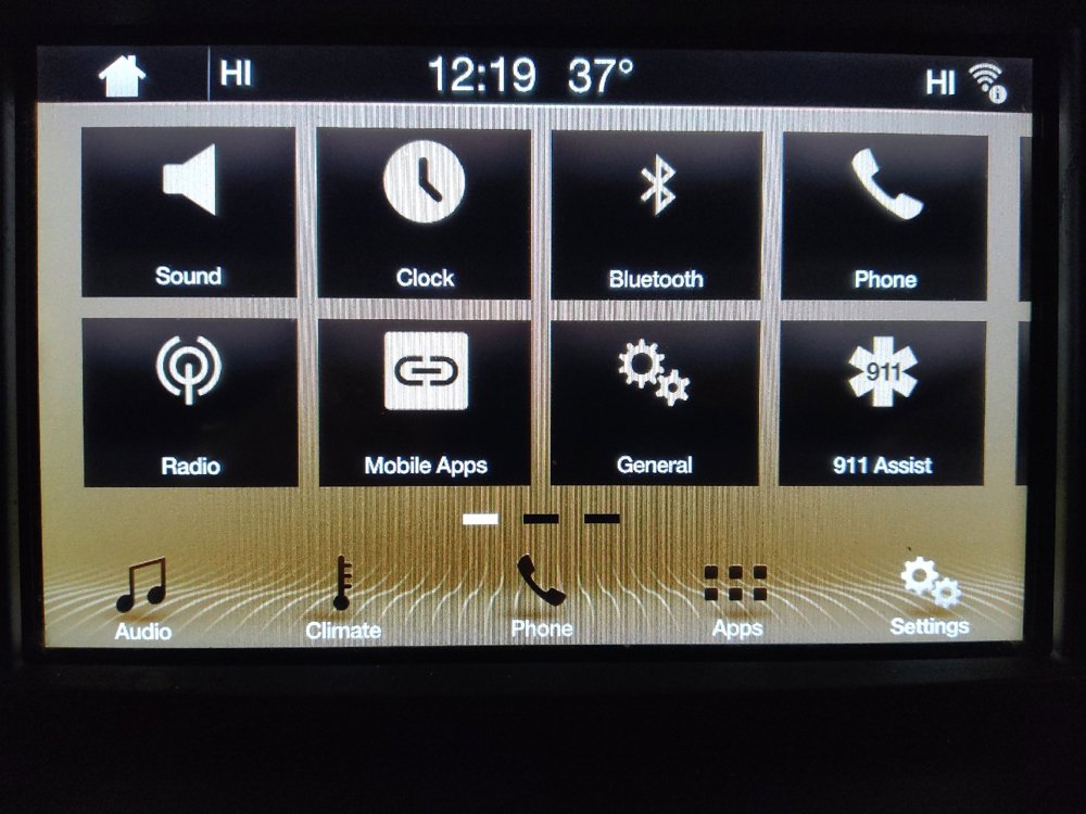 Used 2017 Lincoln Continental Select image 25