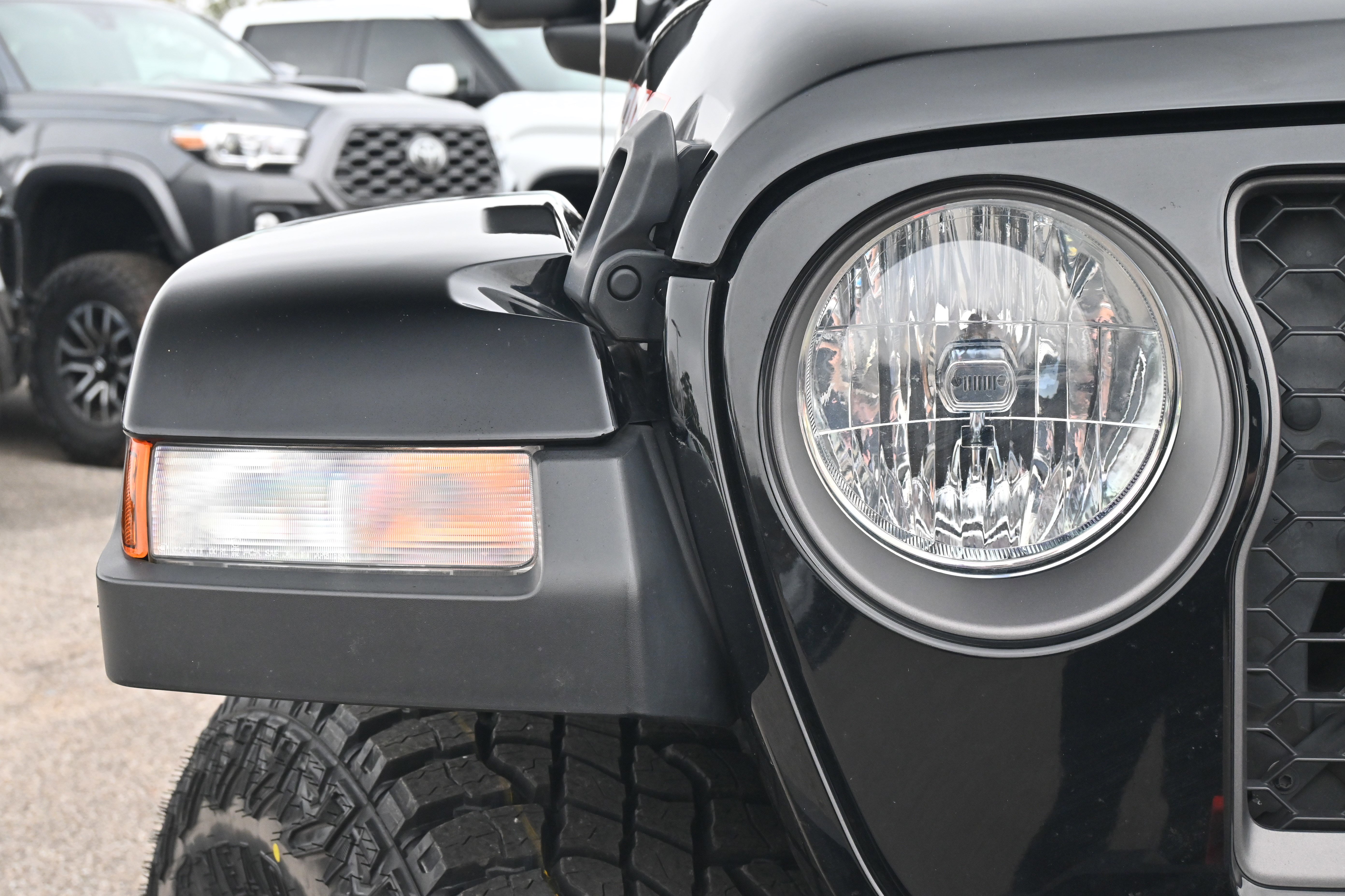 Used 2022 Jeep Gladiator Mojave image 26