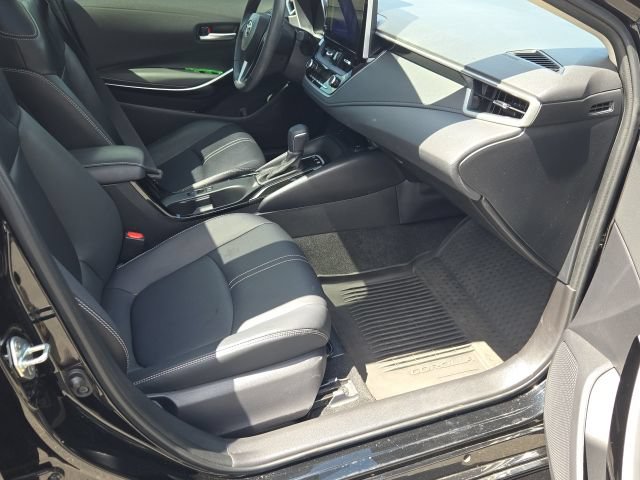 Used 2024 Toyota Corolla XLE FWD image 9