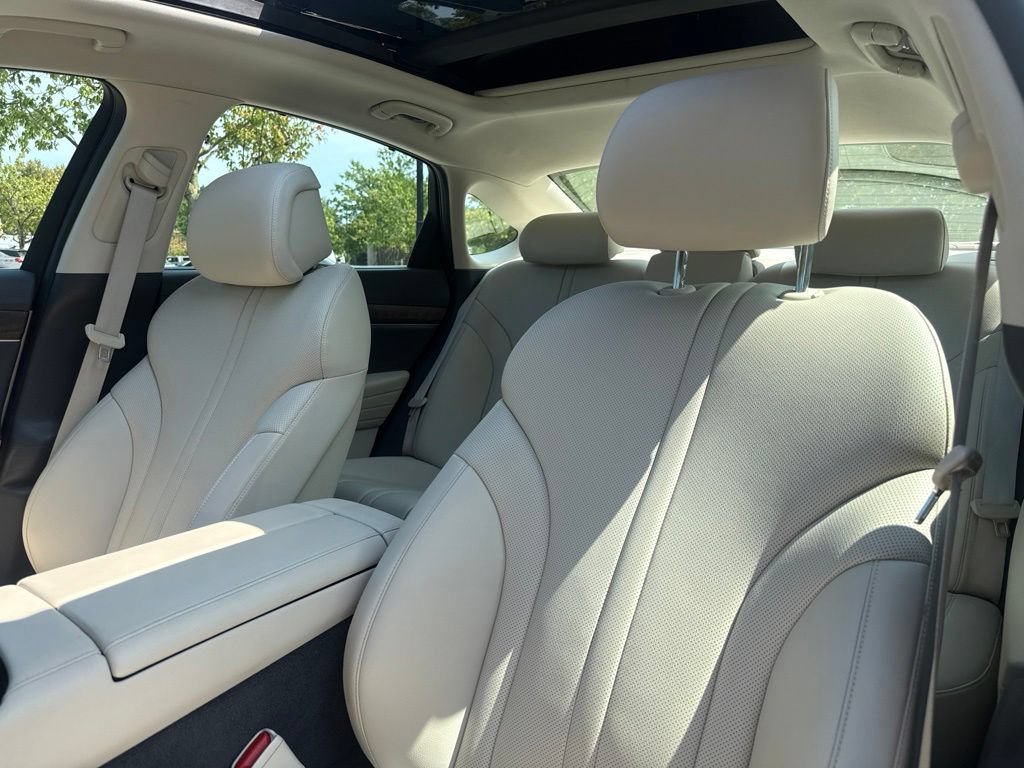 Used 2023 Genesis G80 2.5T w/ Advanced Package RWD image 14