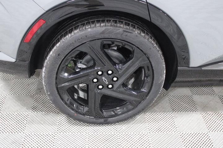 New 2026 Chevrolet Equinox EV RS image 40