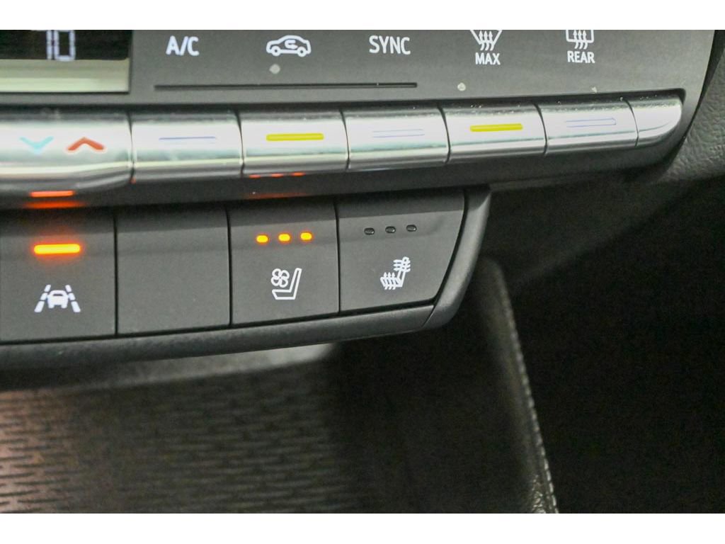 New 2025 Cadillac CT4 Premium Luxury image 32