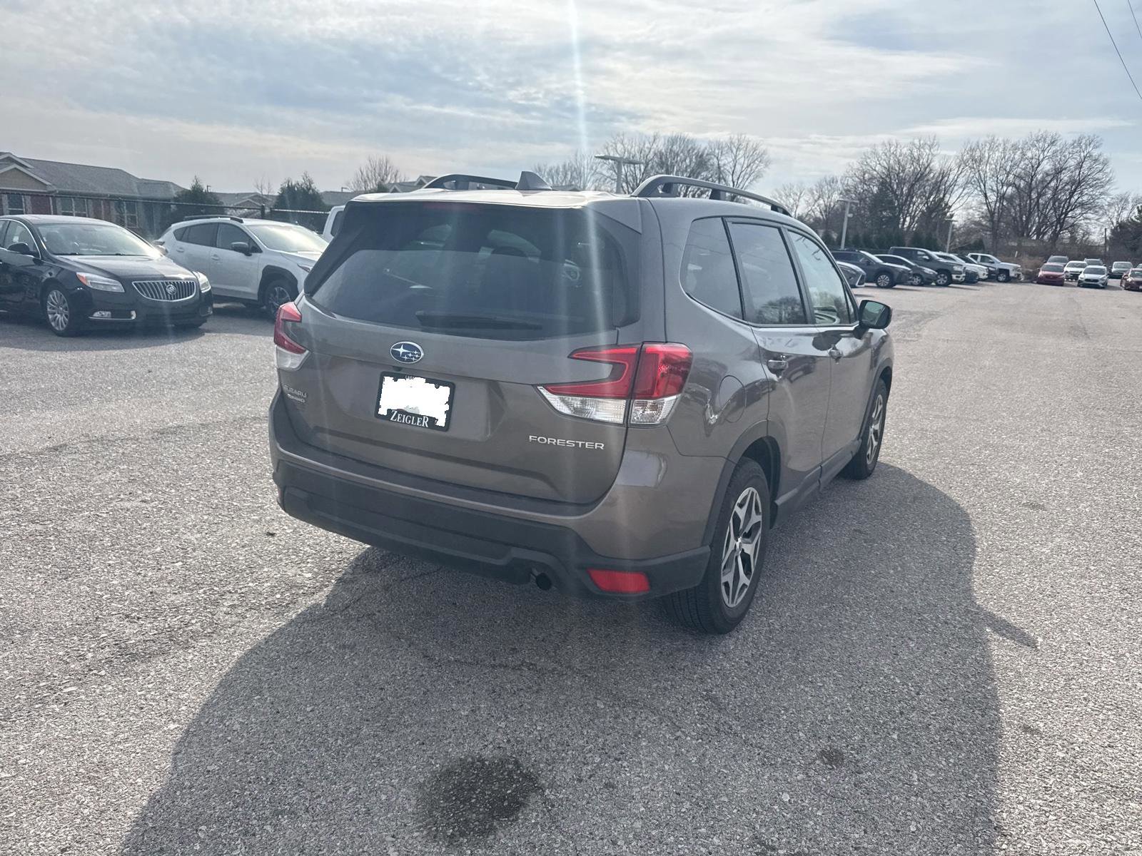 Used 2023 Subaru Forester Premium image 18