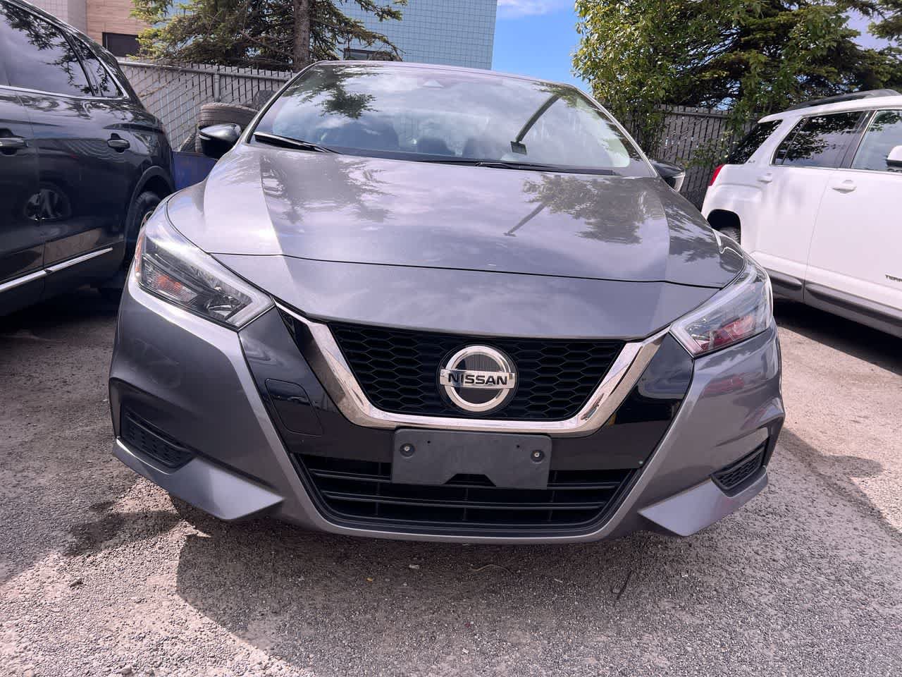 Used 2022 Nissan Versa SR w/ Convenience Package FWD image 29
