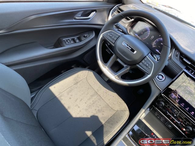 New 2026 Jeep Grand Cherokee Laredo X AWD/4WD image 21