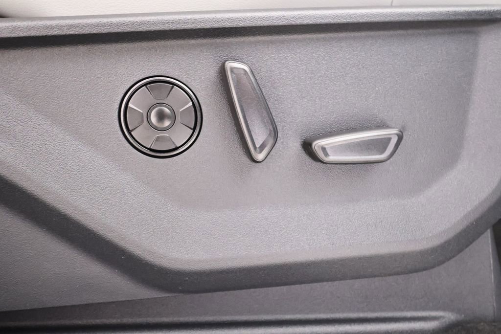 New 2026 Ford Expedition Platinum image 21