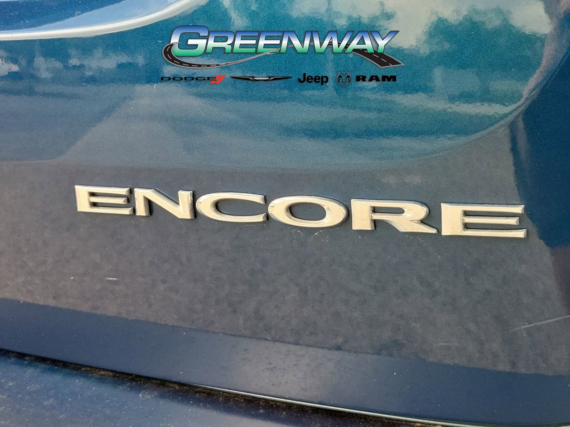 Used 2020 Buick Encore Preferred w/ Safety Package image 29