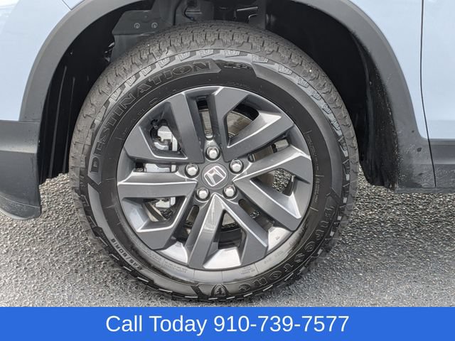 Used 2025 Honda Ridgeline Sport image 10